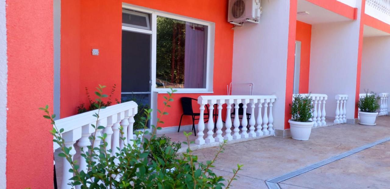 Hotel Afrodita Dimitrovgrad Bg Extérieur photo