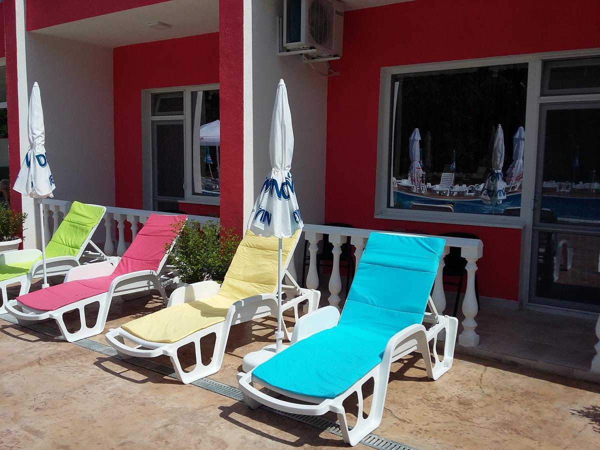 Hotel Afrodita Dimitrovgrad Bg Extérieur photo